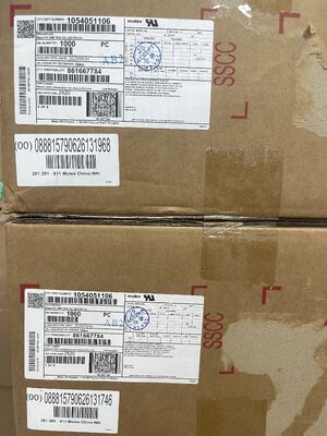 105405-1106 موصل سلك إلى لوحة بـ 6 مواضع وبطول 1.25 مم، نوع غلاف تجعيد، مقبس، تثبيت بالاحتكاك، قابل للتركيب على لوحة، قفل احتكاكي، UL 1066 V-0، لإضاءة LED والسيارات