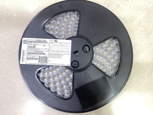 105405-1106 موصل سلك إلى لوحة بـ 6 مواضع وبطول 1.25 مم، نوع غلاف تجعيد، مقبس، تثبيت بالاحتكاك، قابل للتركيب على لوحة، قفل احتكاكي، UL 1066 V-0، لإضاءة LED والسيارات