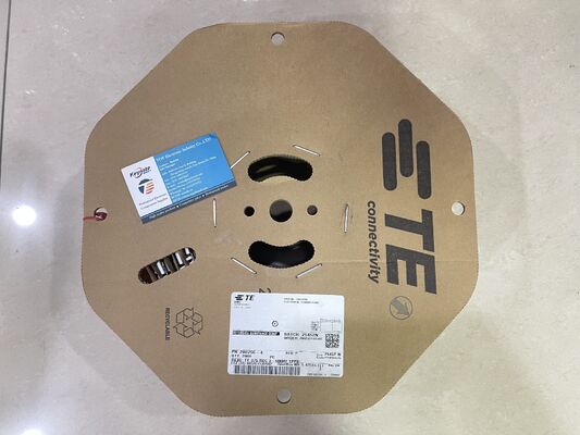 280756-4 4 الموقف 2.5mm Pitch Wire-to-Board Receptacle Crimp Housing Friction Lock Panel Mount UL 94V-0 مستقطب 4.5A تصنيف لتوزيع الطاقة والتحكم الصناعي