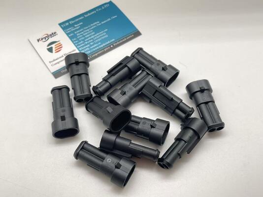 282104-1 موصل رأسي ذو 2 وضع، مسافة 5.0 مم، سلك إلى لوحة، فتحة عمودية، مغلف، قفل احتكاكي، مستقطب، UL 94V-0 لمزودات الطاقة والتحكم الصناعي