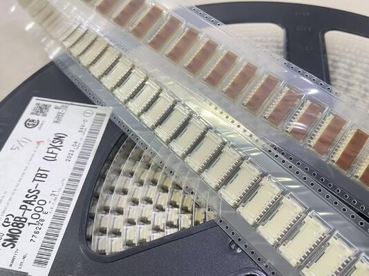 SM08B-PASS-TBT مدمجة صلبة آمنة عالية الاحتفاظ بدون لحام متنوعة وموثوقة مثالي للمساحات الضيقة التي تتطلب اتصالات PCB مستقرة