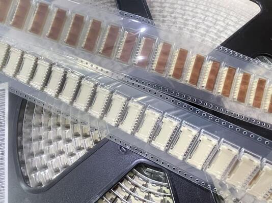 SM08B-PASS-TBT مدمجة صلبة آمنة عالية الاحتفاظ بدون لحام متنوعة وموثوقة مثالي للمساحات الضيقة التي تتطلب اتصالات PCB مستقرة