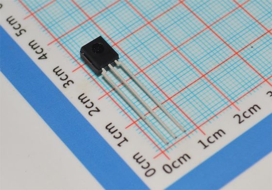 P34836 5G NR مكبر الطاقة الراديوي الراديوي 3.3-5V إمدادات 28dB مكاسب 30-6000MHz QFN-16 +105°C تشغيل التحكم المتكامل في التحيز