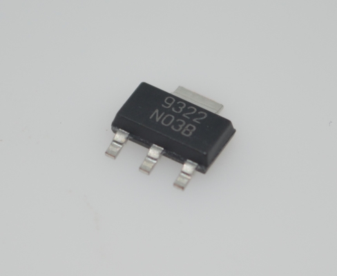 LM1117IMPX-ADJ/NOPB منظم LDO قابل للتعديل 1.25-13.8V 800mA مع 1.2V هبوط 1% دقة التيار الحالي / الحماية الحرارية مستقرة مع القبعات السيراميكية SOT-223 حزمة -40 °C إلى + 125 °C نطاق