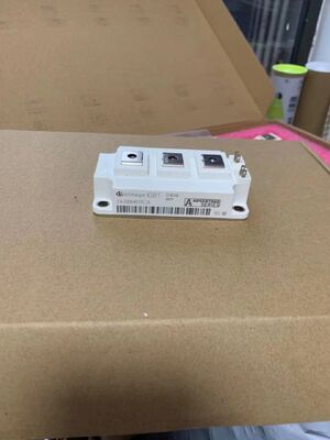 وحدة ثنائية الصمام المزدوج 2A200HB17C2L 1700V 200A بجهد أمامي منخفض 1.4 فولت استعادة ناعمة وسريعة تيار اندفاعي مرتفع حزمة مدمجة وعزل عالي لمقومات الصناعية وأجهزة UPS